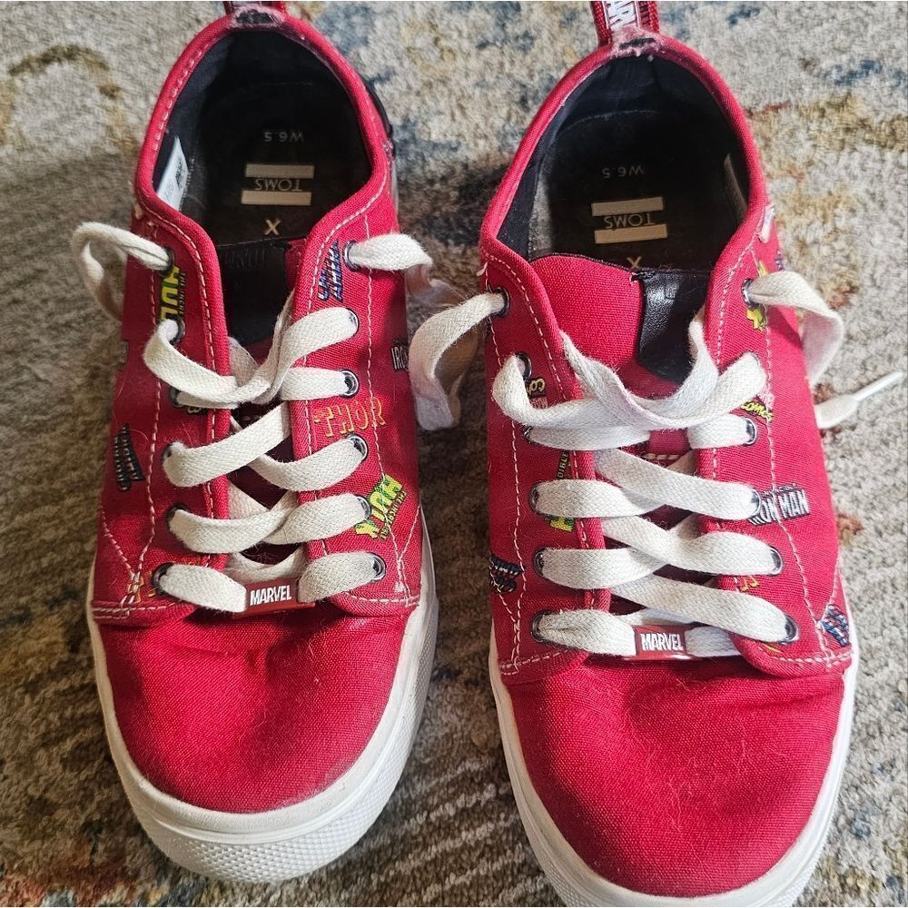Toms Marvel Tennis Shoes Sz 6.5. Red With Black Leather Details - Picture 9 of 9